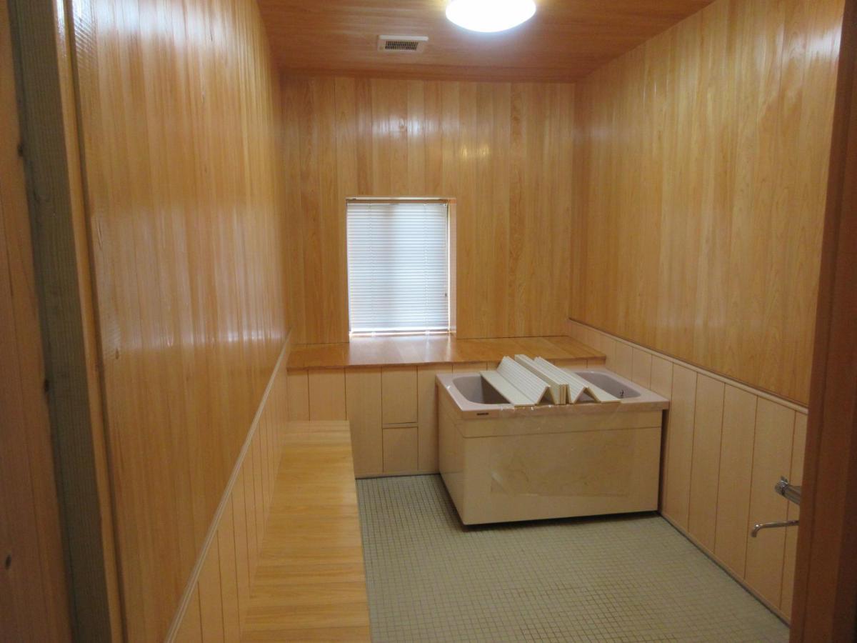 民泊くま - 絵画と音楽の宿 Inawashiro Exteriör bild