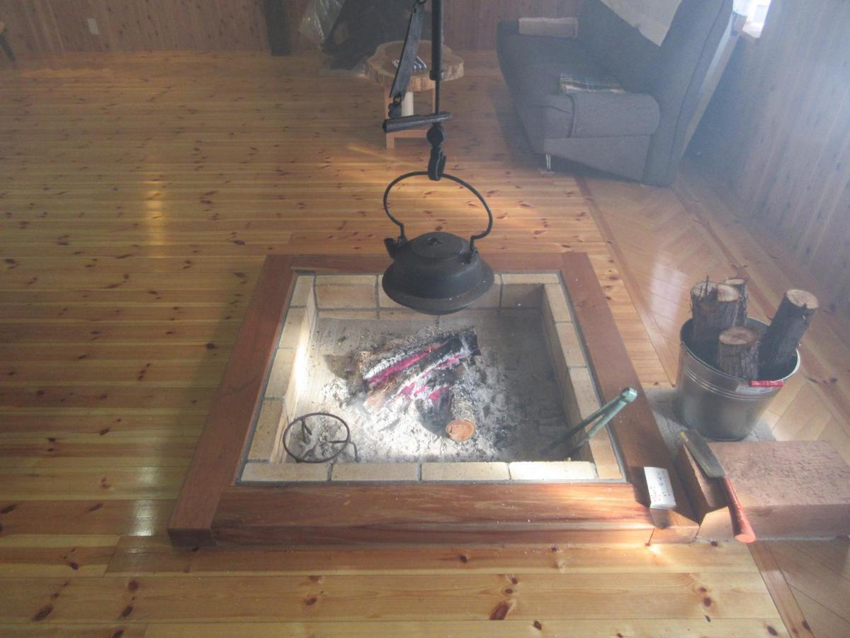 民泊くま - 絵画と音楽の宿 Inawashiro Exteriör bild